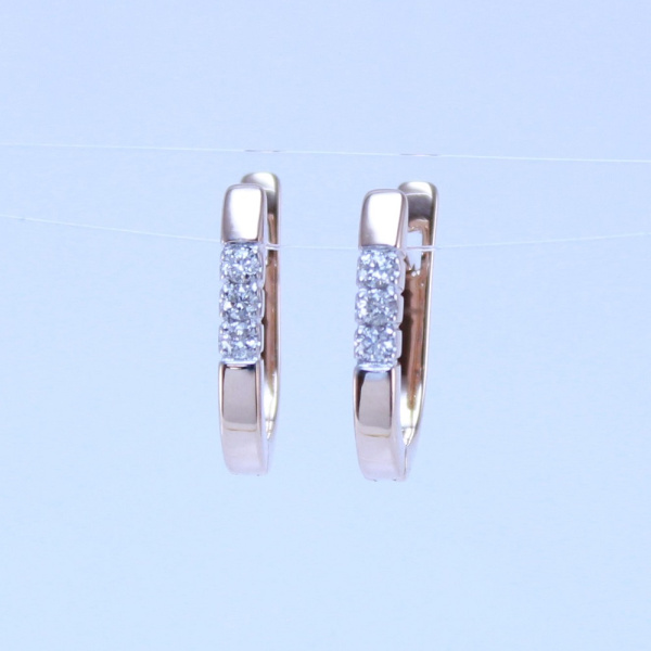 Серьги из красного золота с бриллиантами